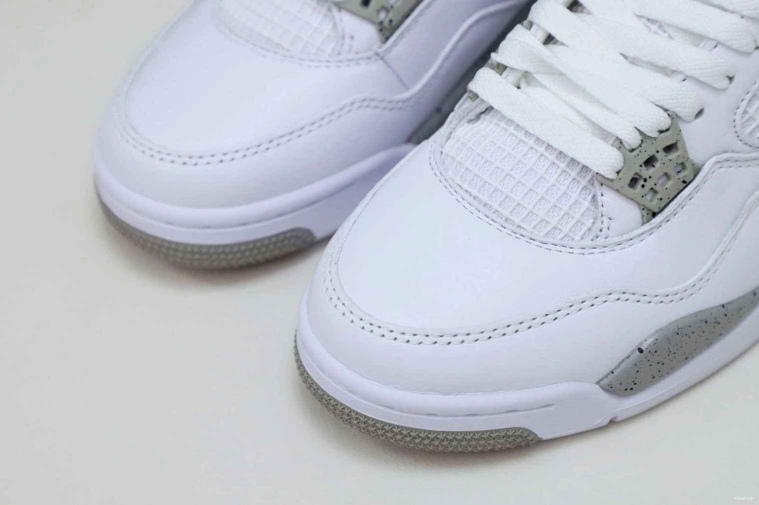 RETRO AIR 4 'WHITE JORDAN OREO' 0729